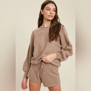 Bluivy Young Contemporary Soft Beige Lounge Shorts (Shorts Only) / Size Large